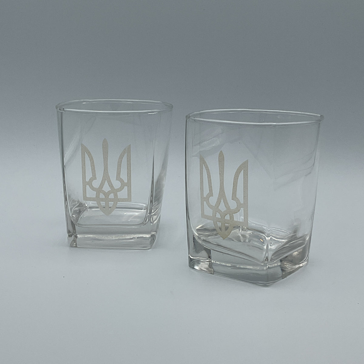 Tryzub Square Drinking Glass Set